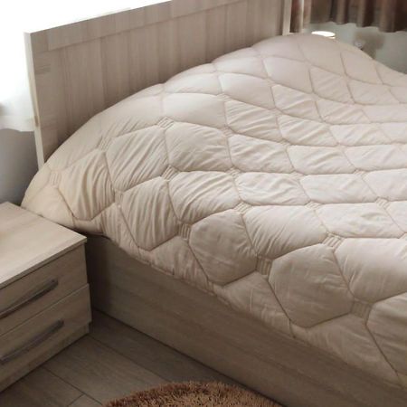 Home Away From Home Apartment Durres Ngoại thất bức ảnh