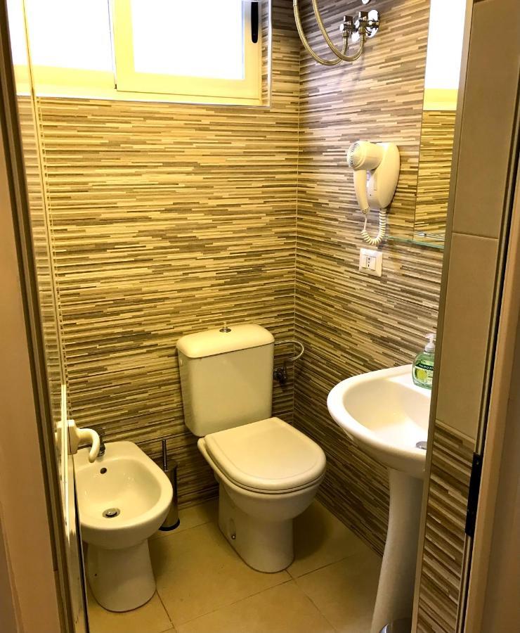 Home Away From Home Apartment Durres Ngoại thất bức ảnh