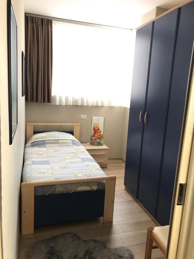 Home Away From Home Apartment Durres Ngoại thất bức ảnh